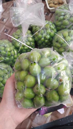 عکس میوه فروشی احمدجو