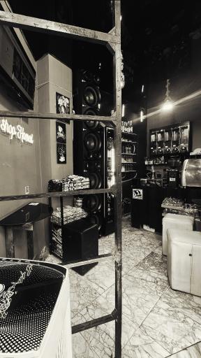 عکس کافی شاپ حامد