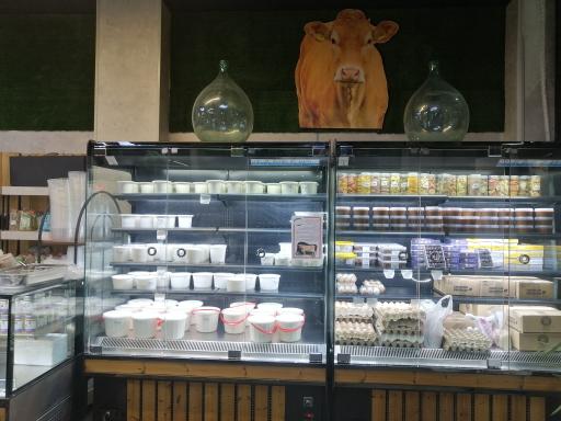 عکس فروشگاه سلامت محور ملک خاتون