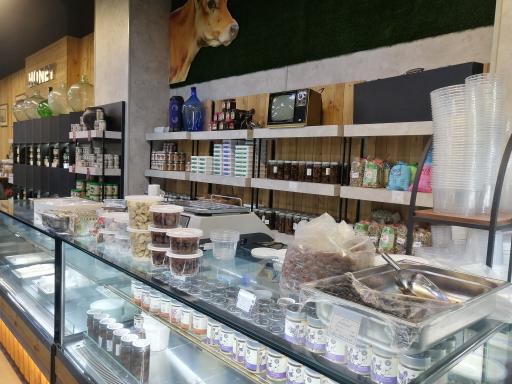 عکس فروشگاه سلامت محور ملک خاتون