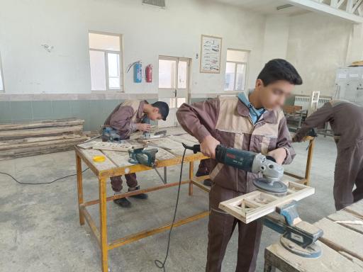 عکس هنرستان افشین مرشدیان