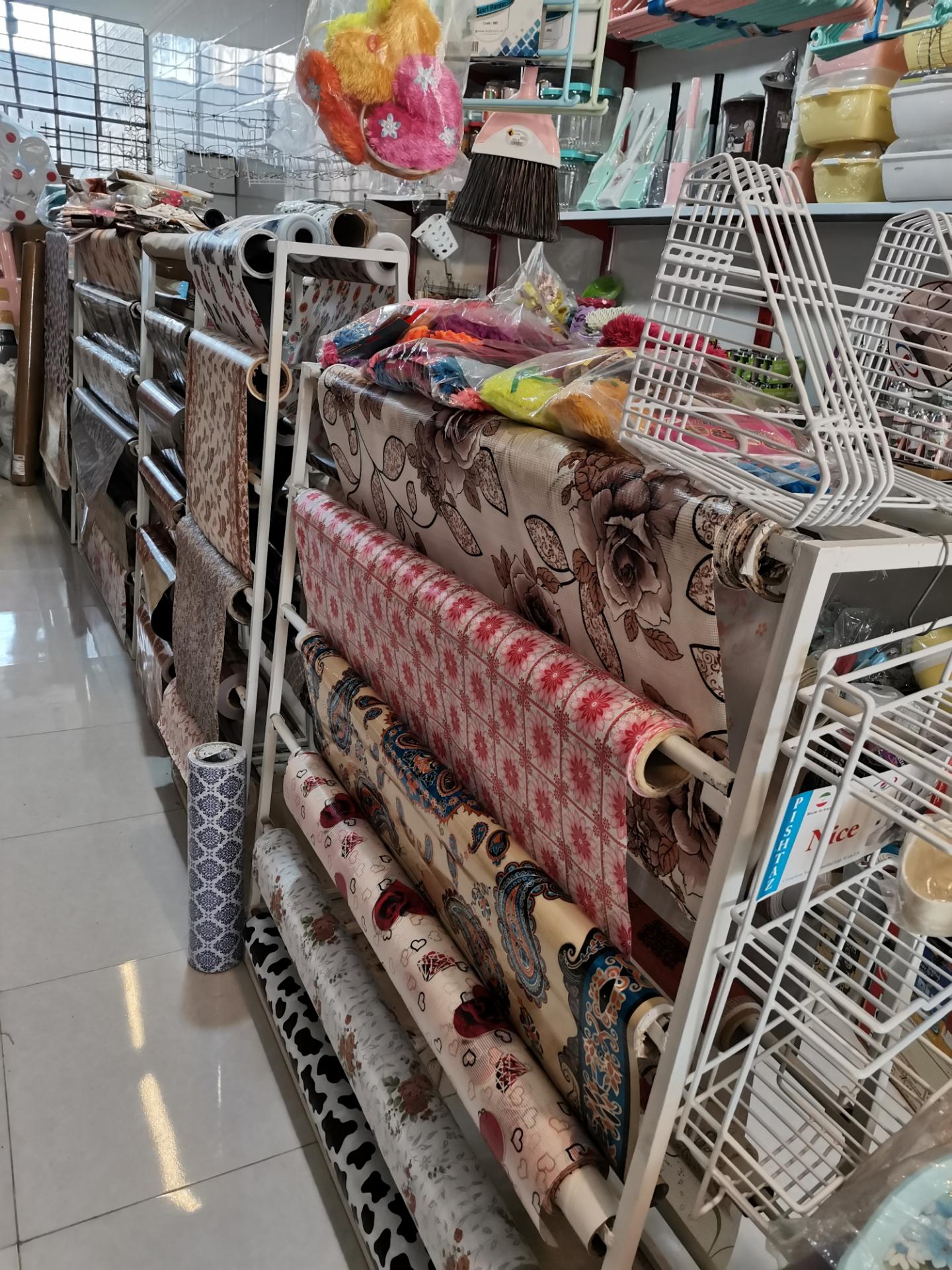 عکس فروشگاه پلاستیک احمدآبادی