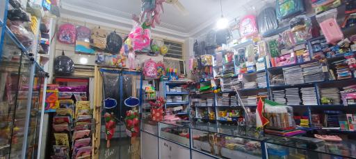 عکس عکاسی و خدمات اینترنتی و لوازم التحریر رئیسی