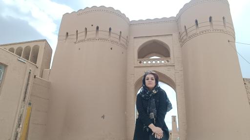 عکس دروازه عقدا