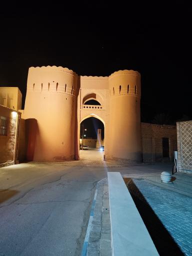 عکس دروازه عقدا