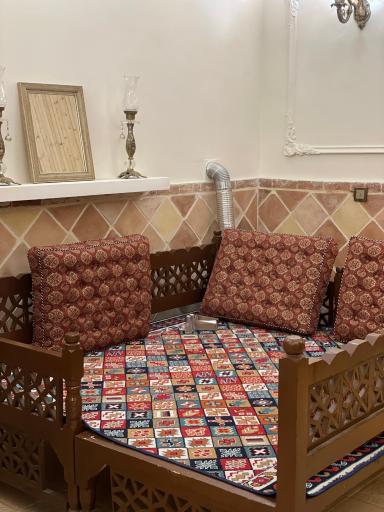 عکس رستوران و کافه سنتی دیگ مسی