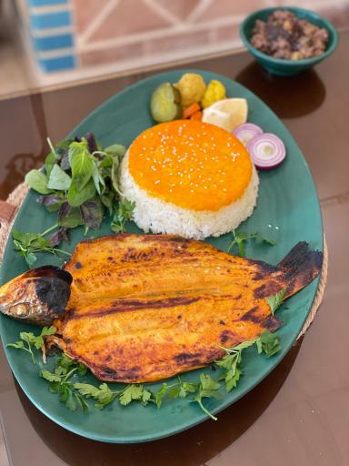 رستوران و کافه سنتی دیگ مسی