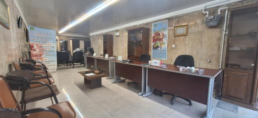 عکس مشاورین املاک صادقی