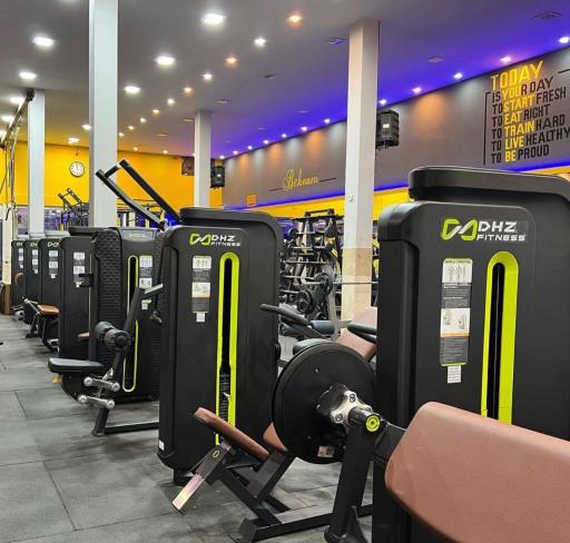 عکس باشگاه بهنام 