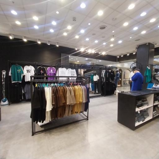 عکس گاتوبوتیک