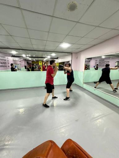 عکس آموزشگاه و آکادمی کیک‌ بوکسینگ و هنرهای رزمی