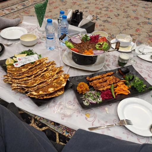 عکس رستوران آهور