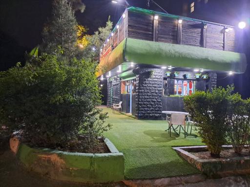 عکس فست فود کلبه سبز