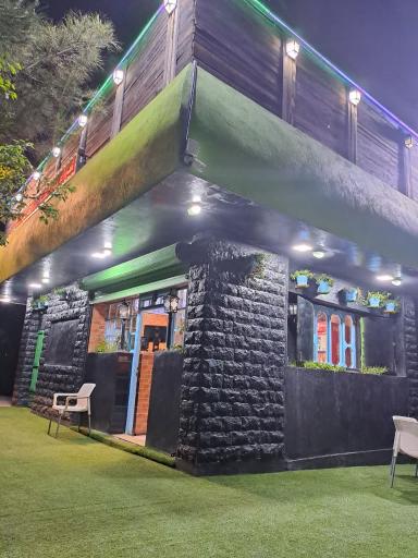 عکس فست فود کلبه سبز