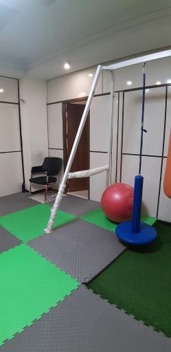 عکس کلینیک کاردرمانی و گفتاردرمانی پازل