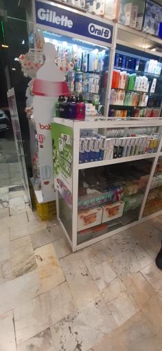 عکس داروخانه دکتر حسین شاهی