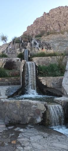 عکس آبشار مصنوعی