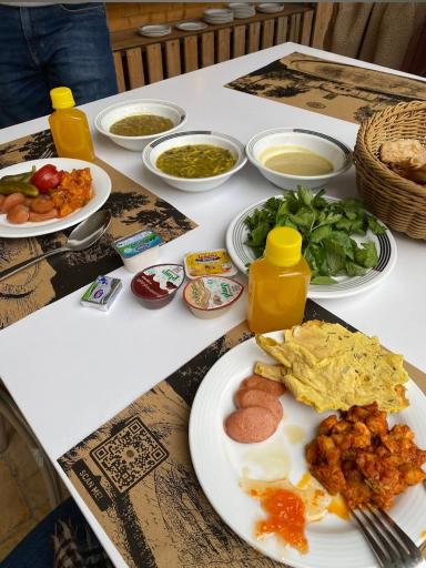 عکس رستوران مشیرالممالک