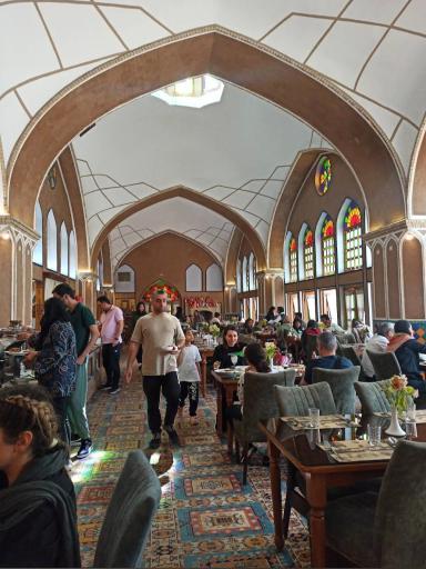 عکس رستوران مشیرالممالک