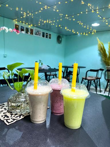 عکس کافه بستنی وانیلا 