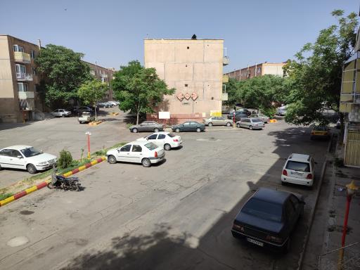 عکس ساختمان های مسکونی شهید کریمی