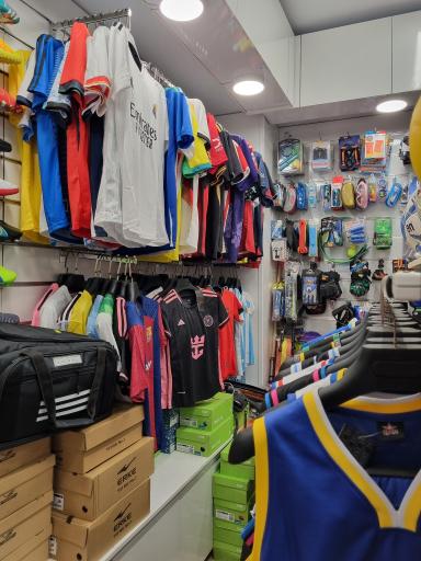 عکس فروشگاه ورزشی پارپد