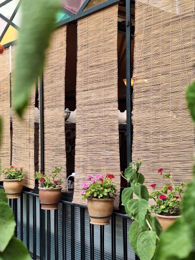 عکس کافه اکنون