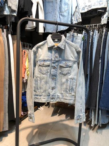 عکس بوتیک مادمازل 