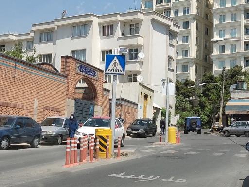 عکس دبستان پسرانه زرین‌ تاج ناصری