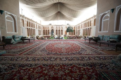 عکس رستوران سنتی هتل مظفر