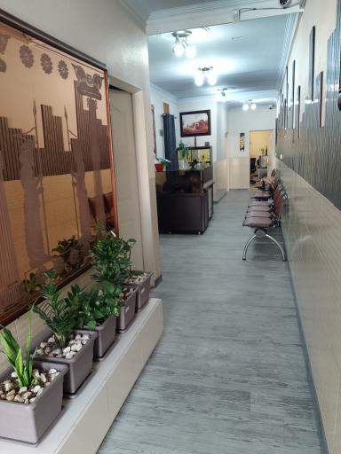 عکس کلینیک پوست و مو کسرا دکتر کریمی