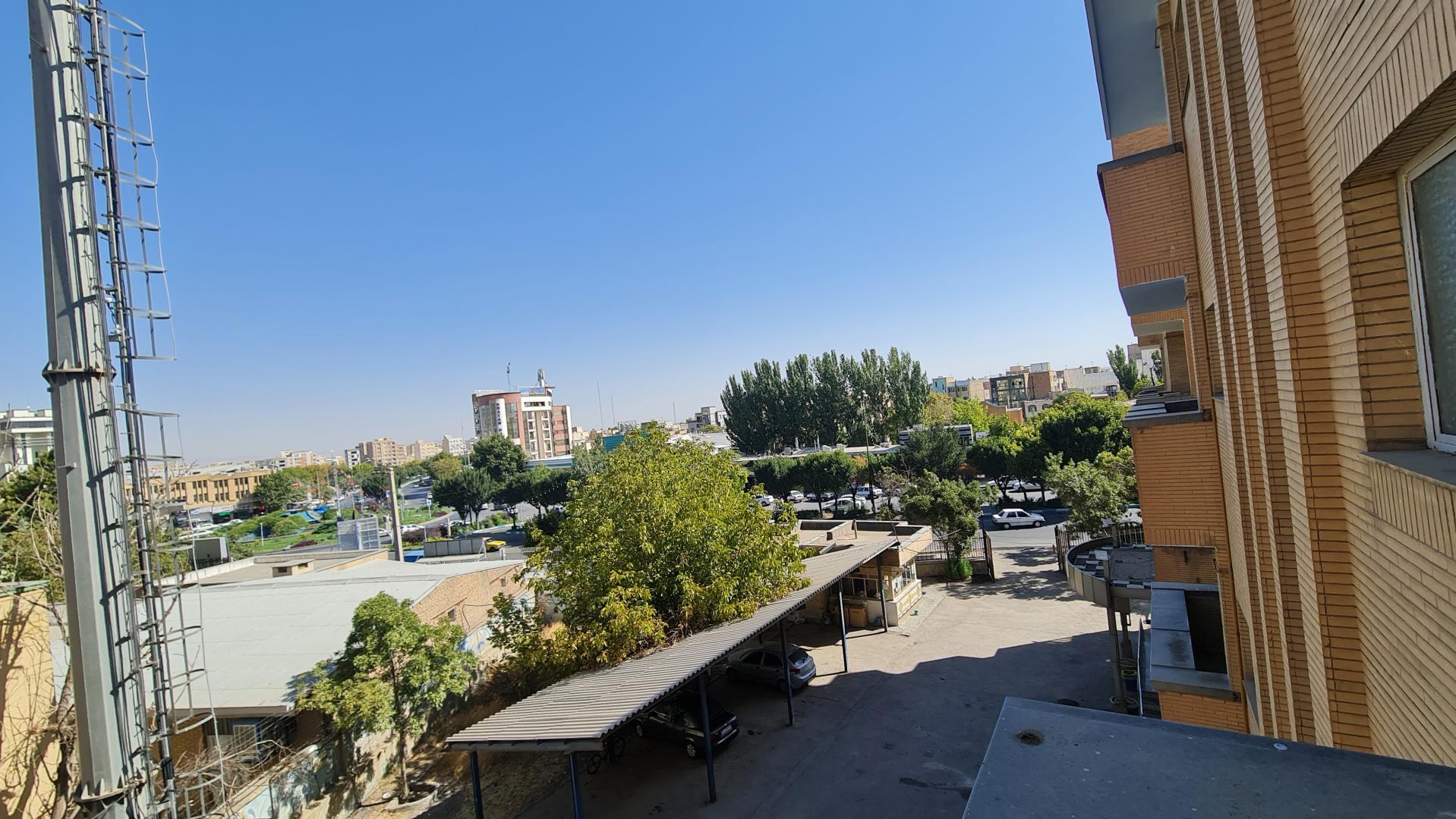 عکس خوابگاه اعتماد