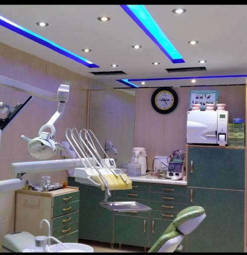 عکس دندانپزشکی دکتر محمد ملک پور