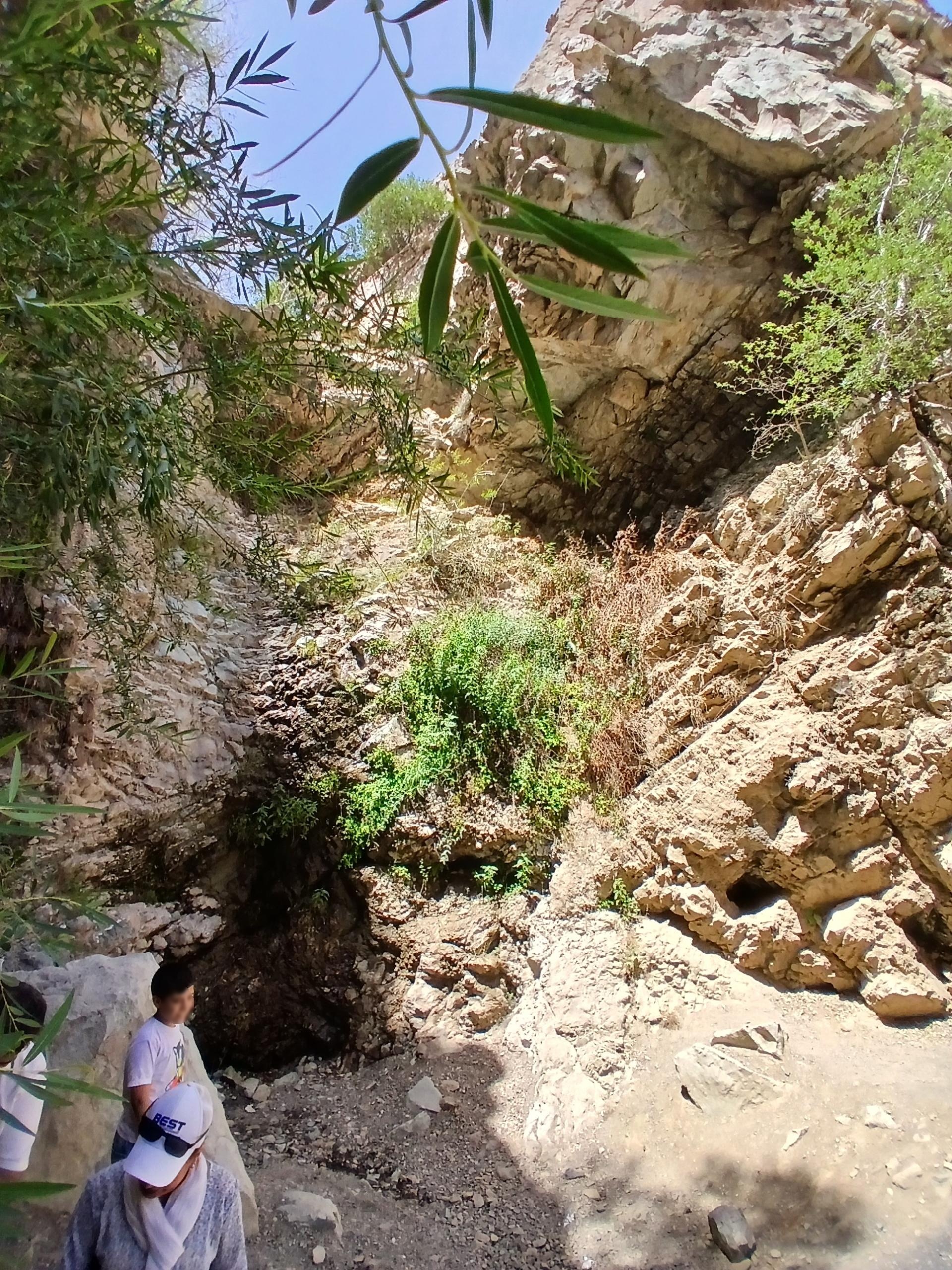 عکس چشمه آبشار صحرا 