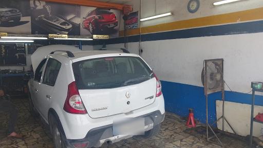 عکس تعمیرگاه شایسته سید مجتبی حسینی