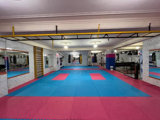 باشگاه کاراته نام آوران