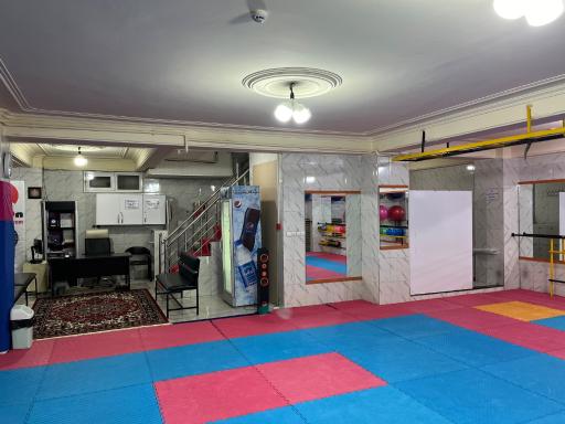 عکس باشگاه کاراته نام آوران