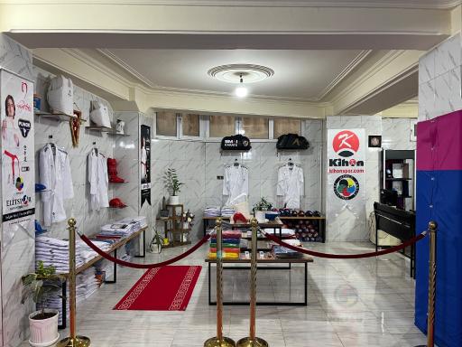 باشگاه کاراته نام آوران