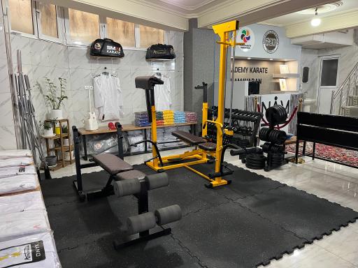 عکس باشگاه کاراته نام آوران