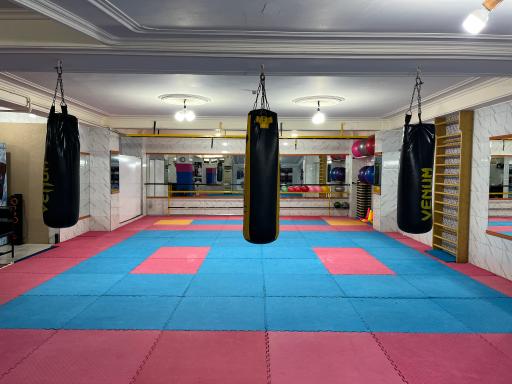 عکس باشگاه کاراته نام آوران