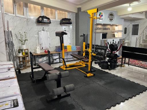 عکس باشگاه کاراته نام آوران