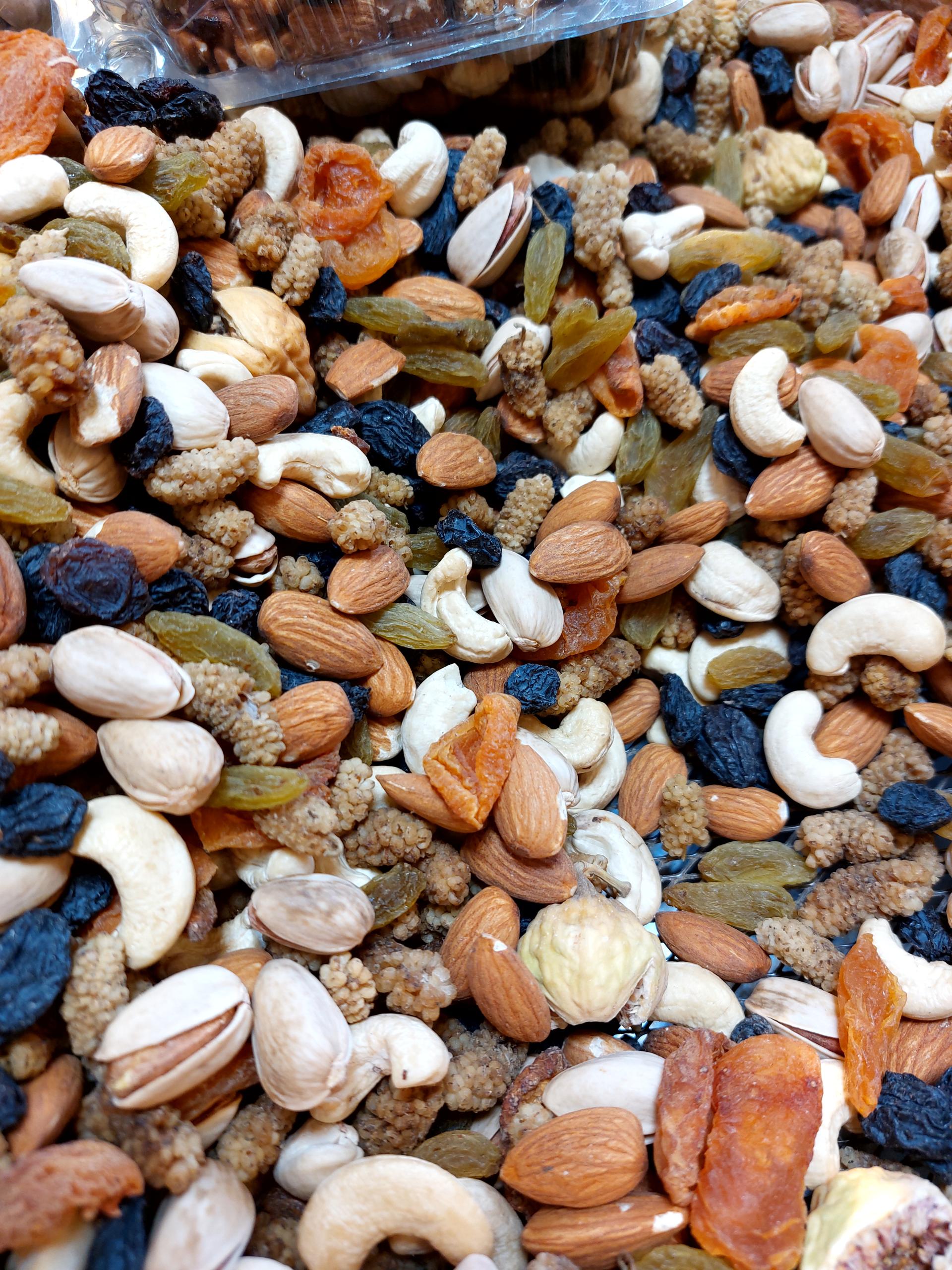 عکس آجیل محمدیان 