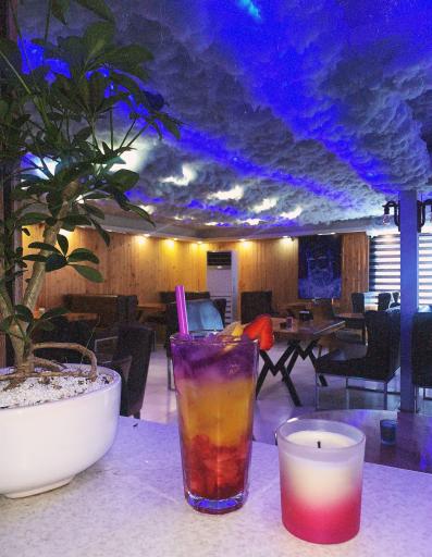 عکس کافه رستوران شاندیز