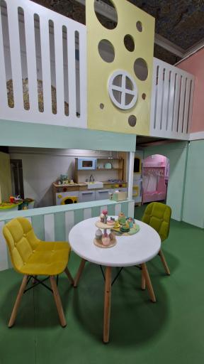 عکس مهدکودک انیشتین