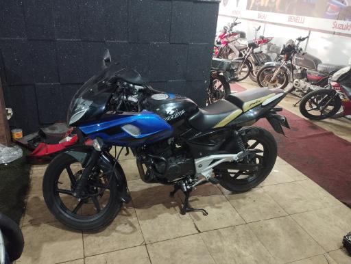 عکس درمانگاه موتور سیکلت دکتر مرتضی 