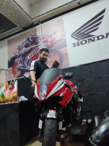 عکس درمانگاه موتور سیکلت دکتر مرتضی 