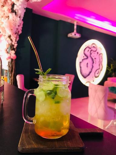 عکس کافه راینو