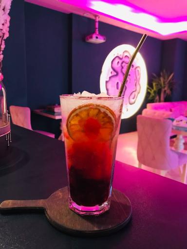 عکس کافه راینو