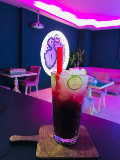 عکس کافه راینو