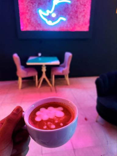 عکس کافه راینو